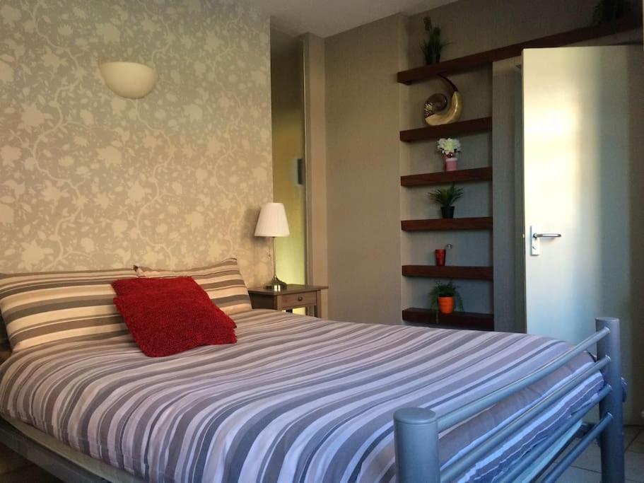 Awesome Apartment In The Heart Of Camden Town ลอนดอน ภายนอก รูปภาพ